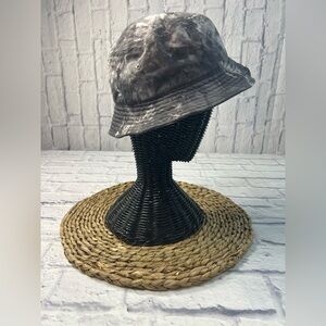 Gray Tie-Dye Bucket Hat